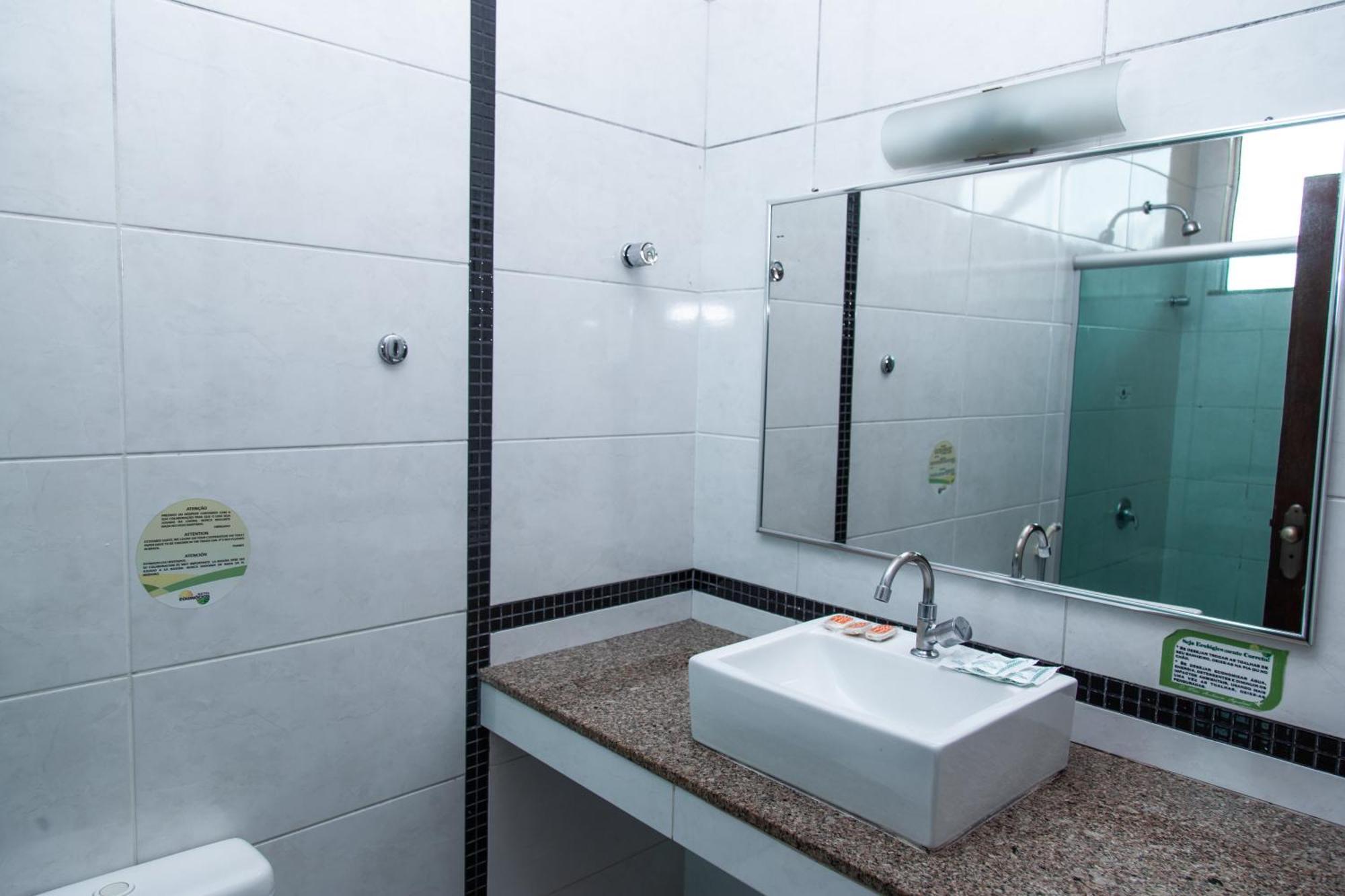 Hotel Equinocios Executive Barcarena Dış mekan fotoğraf