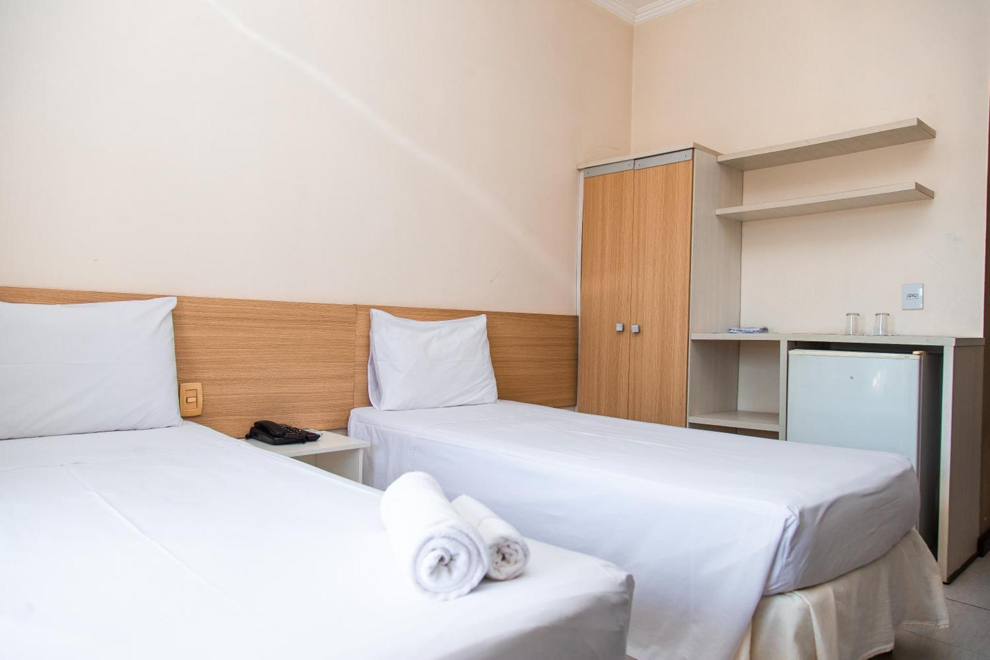 Hotel Equinocios Executive Barcarena Dış mekan fotoğraf
