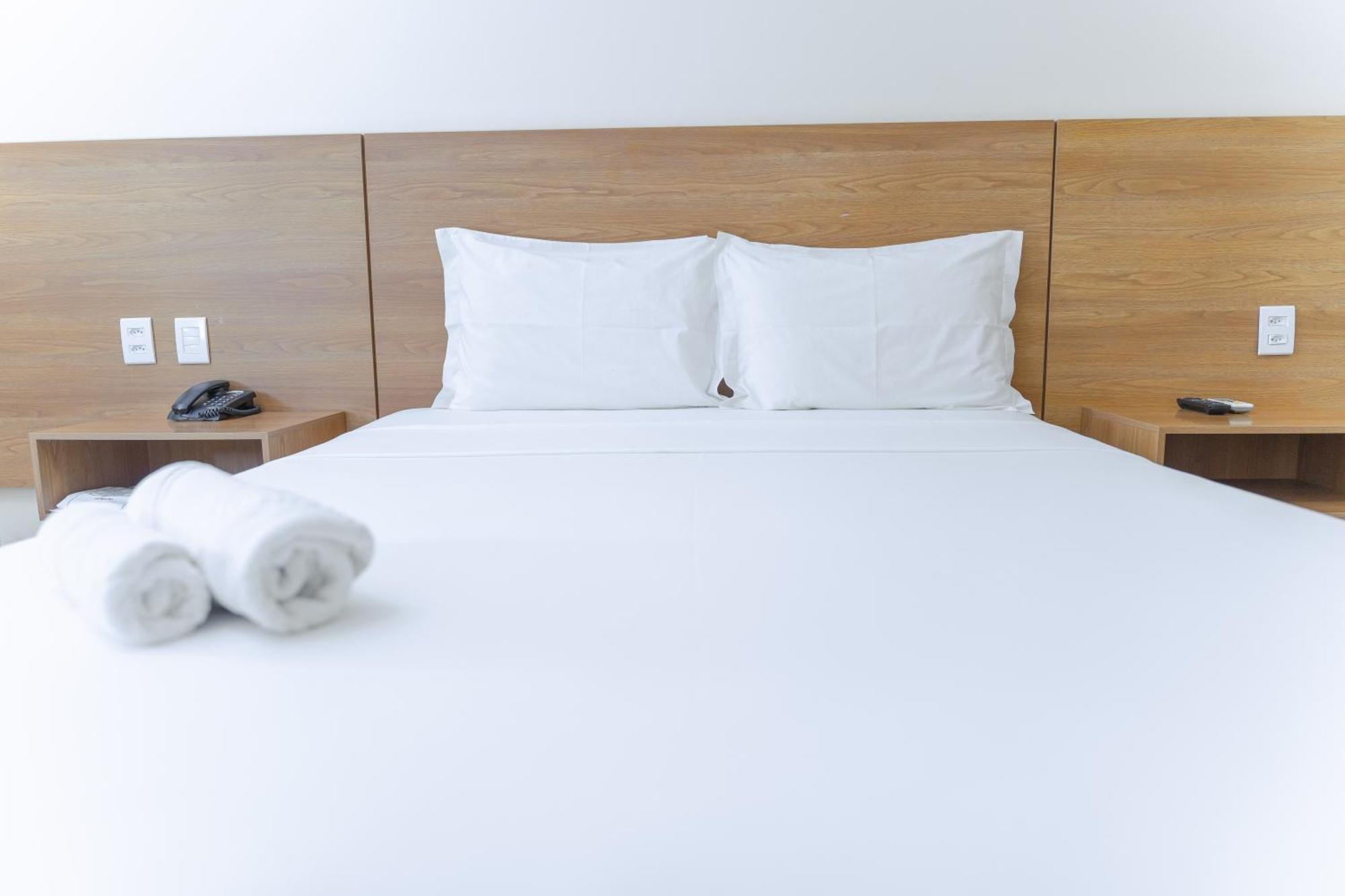 Hotel Equinocios Executive Barcarena Dış mekan fotoğraf