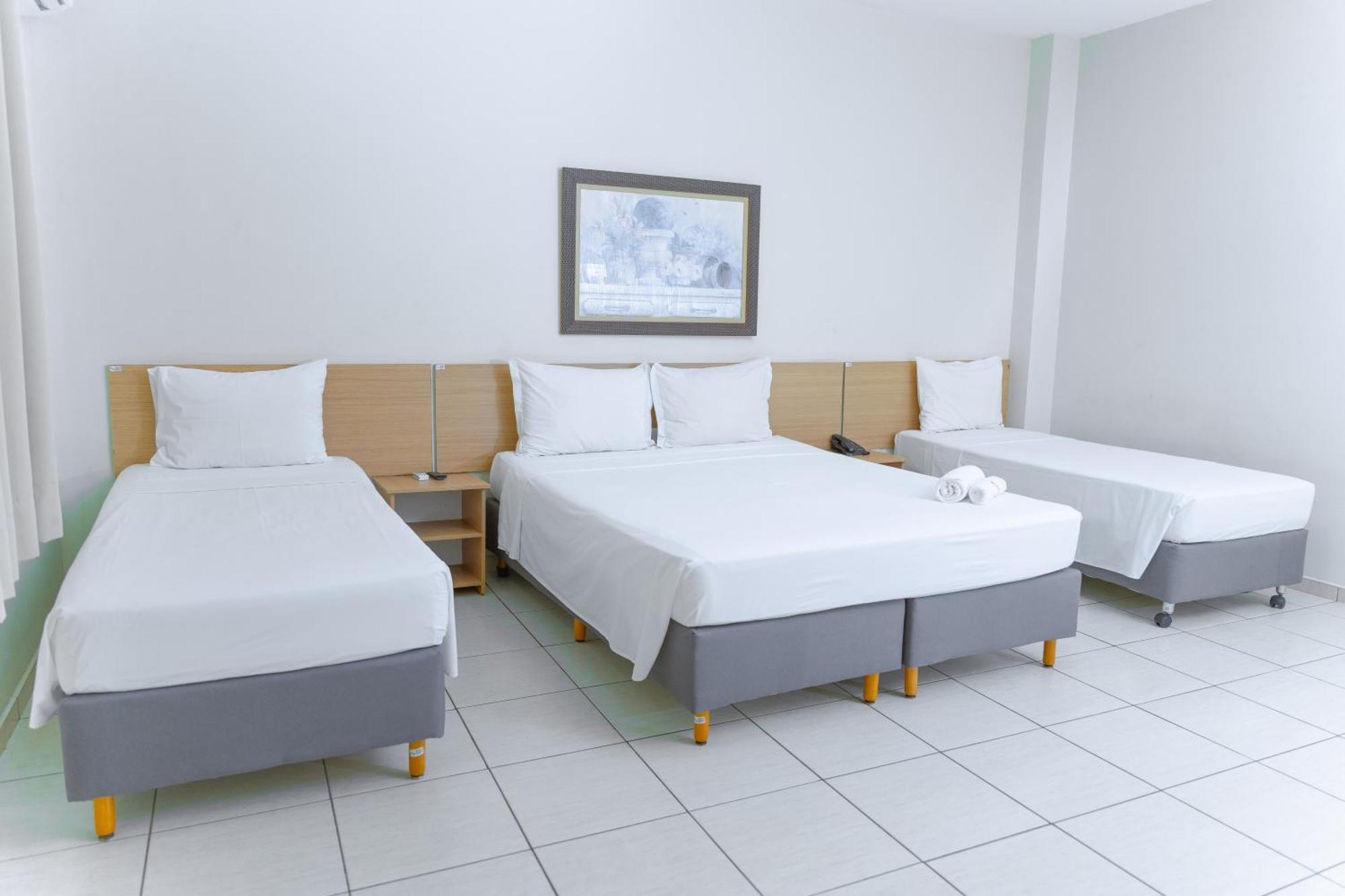 Hotel Equinocios Executive Barcarena Dış mekan fotoğraf