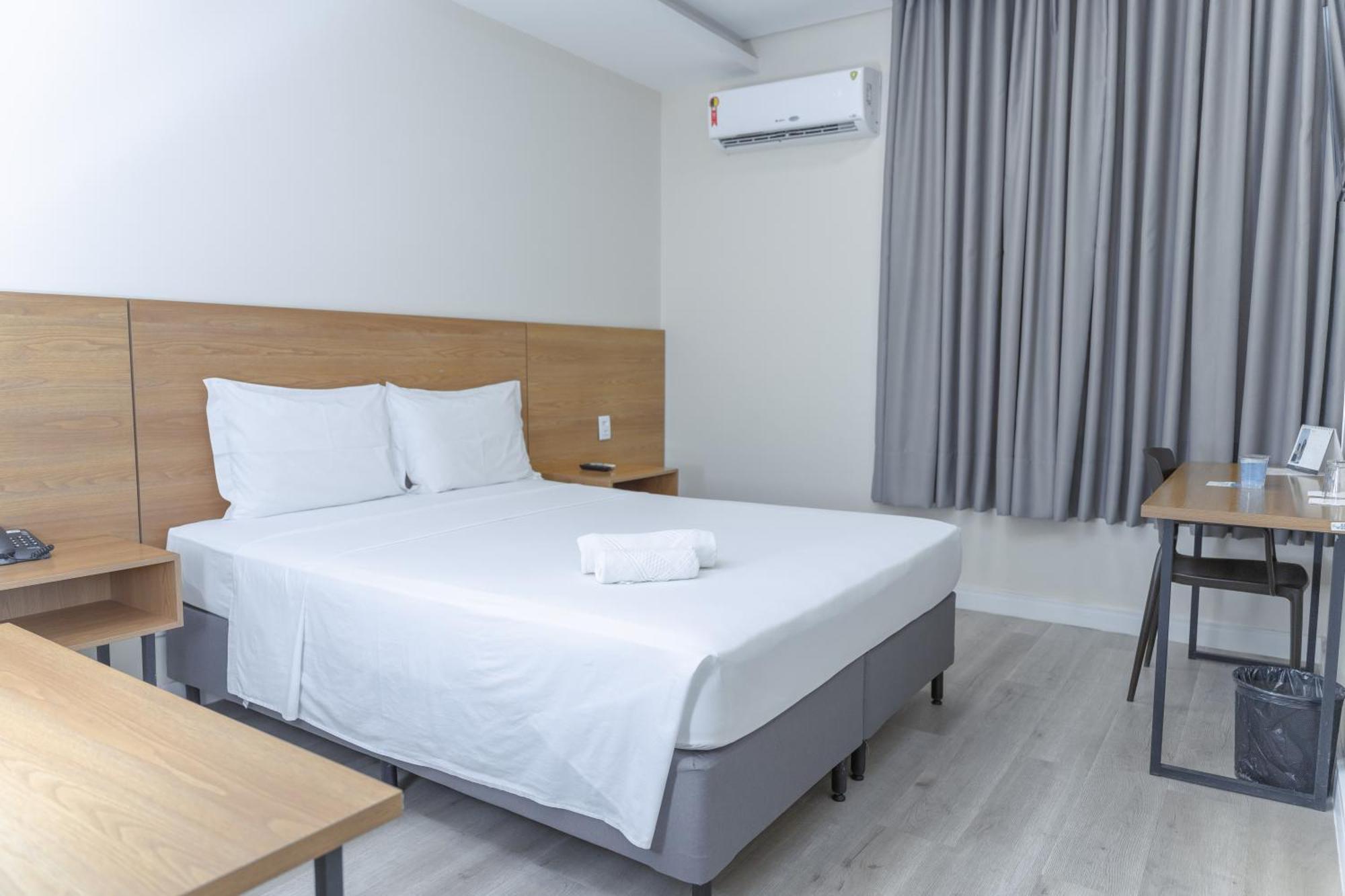 Hotel Equinocios Executive Barcarena Dış mekan fotoğraf
