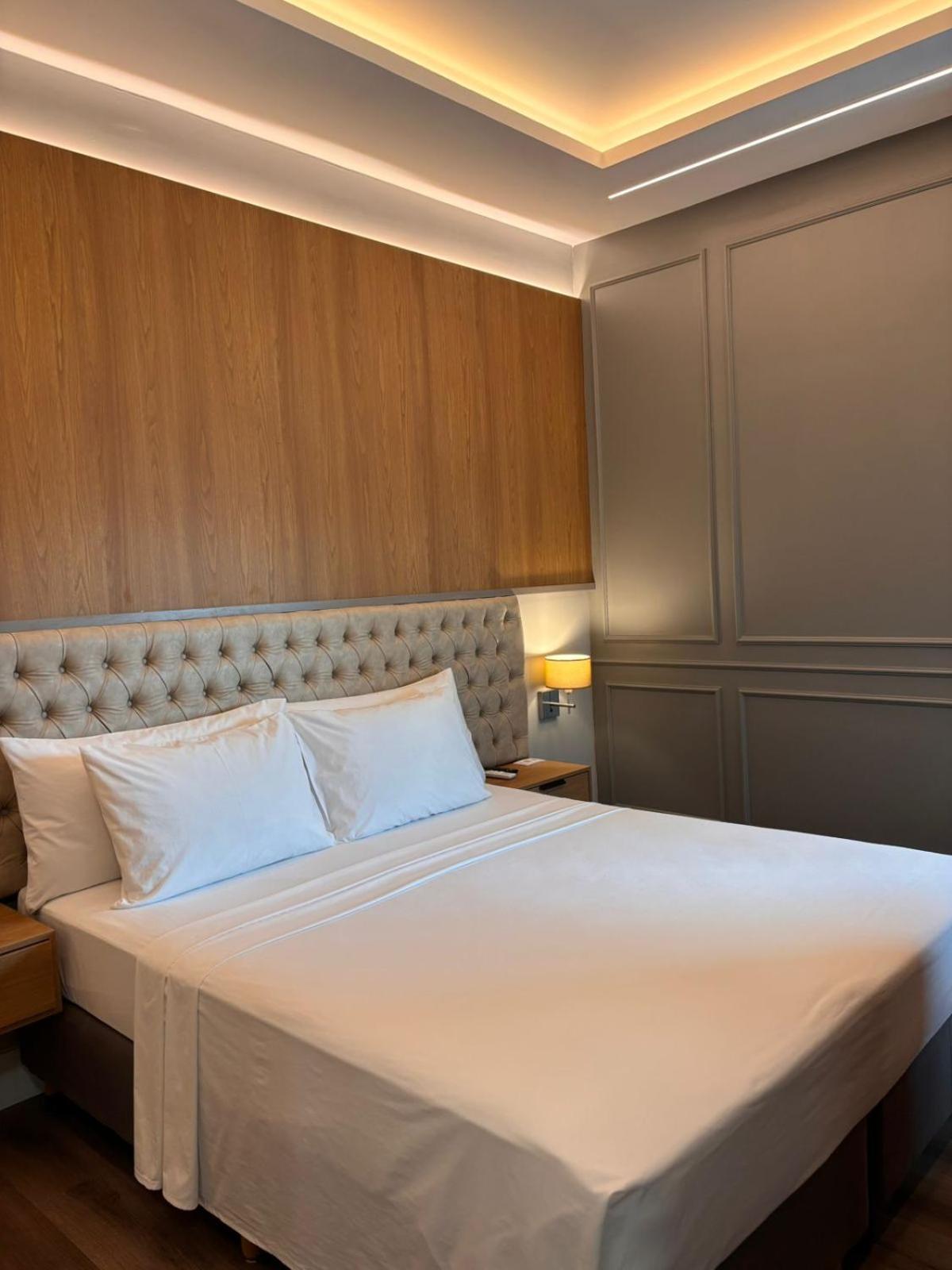 Hotel Equinocios Executive Barcarena Dış mekan fotoğraf